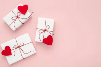 في عيد الحب: أفضل طريقة لتعبر عن حبك لشريكك بقطع مصنوعة بدقة من الأناقة لا مثيل لها